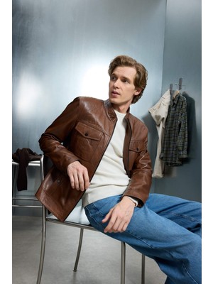 DeFacto %100 Deri Premium Slim Fit Dar Kesim Dik Yaka Astarlı Fermuarlı Mont G5569AX25WN