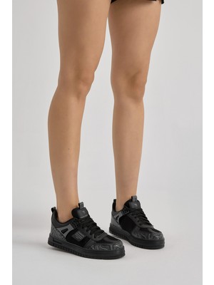 Tonny Black Unisex Siyah Fileli Spor Ayakkabı Termo Tabanlı Bağcıklı Modern Desenli Konfor