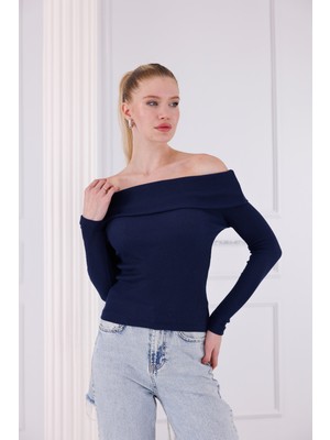 Qscob Madonna Yaka Uzun Kollu Fitilli Kadın Bluz