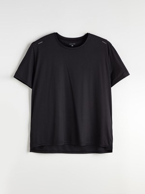 LC Waikiki Yeni Sezon Bisiklet Yaka Erkek Spor TIŞÖRT_8684689415823