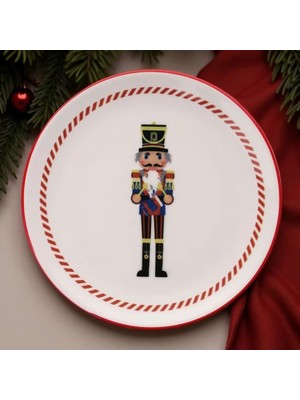 Seramikci Yılbaşı Pasta Tabağı Fındıkkıran Kurşun Asker 21CM 6 Lı Set