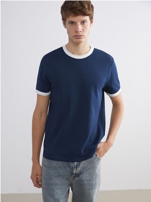 LC Waikiki Peak Yeni Sezon Kontrast Detaylı Erkek Penye TIŞÖRT_8684691183383