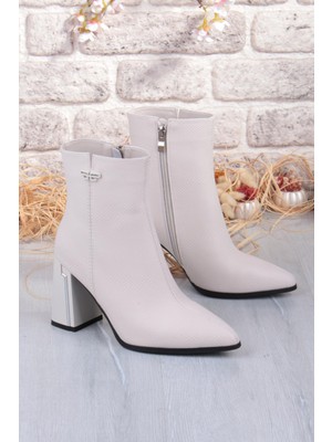 Guja 25K137 Baskılı Deri 8 cm Yükseklik Kalın Topuklu Sivri Burun Kadın Bot