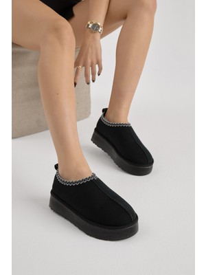 Tonny Black Kadın Siyah Kalın Poli Taban Bileği Dikiş Detaylı Süet Görünümlü Yarım Bot