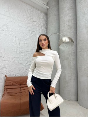 Ressho Omzu Açık Bluz