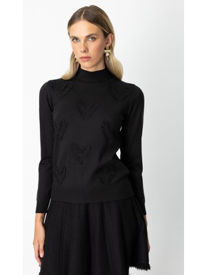 On Kadın Püsküllü Kalp Detaylı Dik Yaka Kazak 65325 Siyah