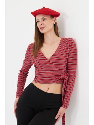 Akabi Online Kadın Kruvaze Uzun Kollu Bağlamalı Crop Top Bluz