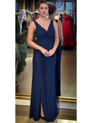 Abiyeniall Lacivert V Yaka Kalın Askı Anvelop Yırtmaçlı Düz Kesim Likralı Tül Uzun Abiye Elbise 11123-04