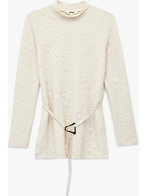 Koton Uzun Kollu Kemer Detaylı Dik Yaka Dokulu Body