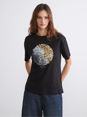 LC Waikiki Yeni Sezon Bisiklet Yaka Baskılı Oversize Kadın TIŞÖRT_8684687603604