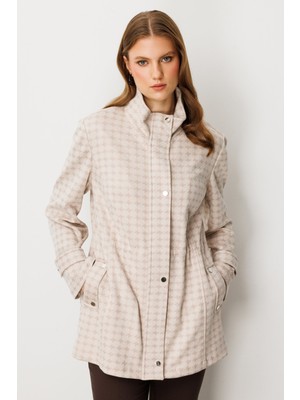 Ekol Kadın Büyük Beden Beli Lastikli Kazayağı Desenli Trenç 7541 Kum