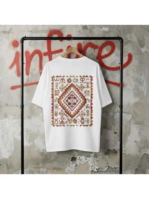 İnfire Clothing Etnik Kilim Beyaz Baskılı Unisex Bisiklet Yaka Pamuk Oversize T-Shirt