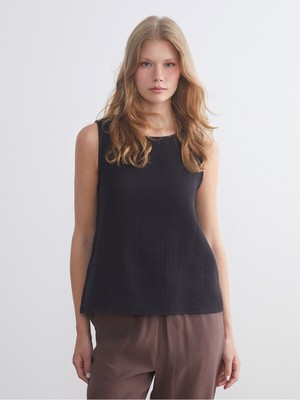 LC Waikiki Özmarka Yeni Sezon Bisiklet Yaka Dokulu Müslin BLUZ_8684689743032