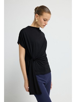 Adl Düğüm Detaylı Bluz Siyah 11546052000