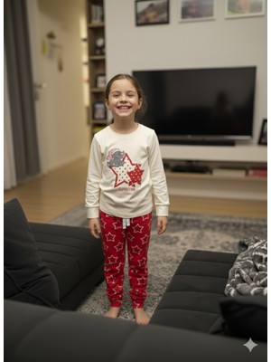 Şimo Butik Kız Çocuk Pijama Takımı %100 Pamuk Uzun Kollu Kışlık Filli Yıldızlı Kırmızı Beyaz