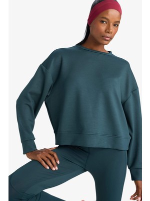 DeFacto Ultra Yumuşak Oversize Geniş Kalıp Bisiklet Yaka Modal Sweatshirt E8954AX25AU