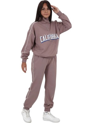 İrem Çocuk Giyim Kız Çocuk California Yazılı Yarım Fermuar Model Pudra Renk Oversize Eşofman Takımı