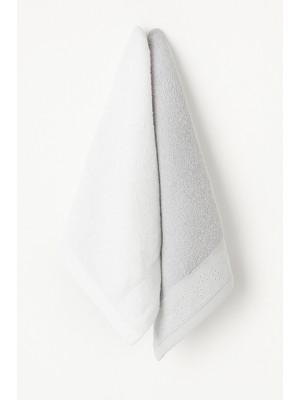 Özge Özgeçen 30*50 %100 Pamuk Fistolu Havlu