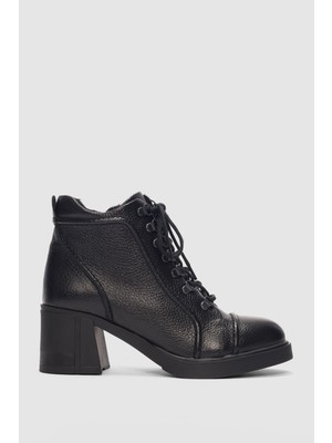 Selin Shoes Nuvee Hakiki Deri Bağcıklı ve Yandan Fermuarlı Kadın Bot- Siyah