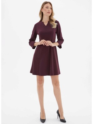 Selen V Yaka Düz Mürdüm Standart Kadın Elbise 25KSL7714