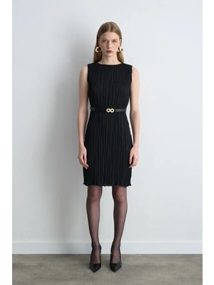 Gusto Kemerli Pilise Elbise - Siyah