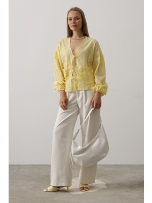 Nnstartshopping  Kalp Detaylı Bağlamalı Brode Bluz - Sarı