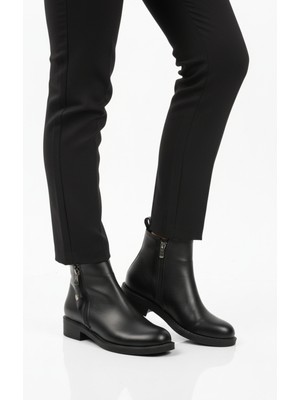 Ayakmod Siyah Cilt Polarlı Kaymaz Taban Kadın Topuklu Bot 224581 Z