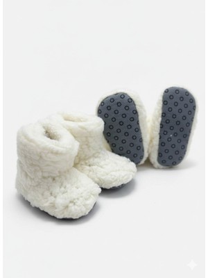 Beyaz Çocuk Panduf – Kaydırmaz Taban, Welsoft Polar, Terletmeyen Ev Patiği (Unisex)