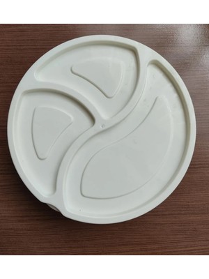 Beyaz Kapaklı 3 Bölmeli Plastik Saklama Kabı – Sızdırmaz ve Pratik