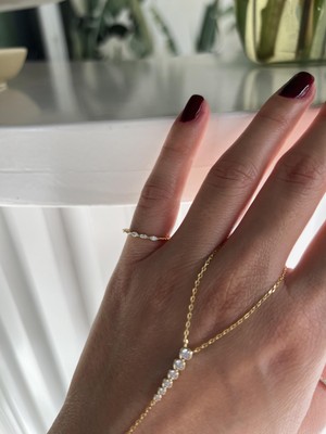 Çok Taşlı Sıralı Gümüş Serçe Yüzük