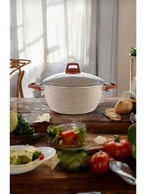 Dayanıklı Granit Kaplama Derin Krem Tencere – 24 Cm, Kolay Kullanım