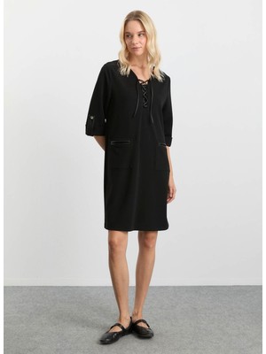 Selen V Yaka Düz Siyah Standart Kadın Elbise 25KSL7707