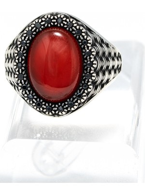 Yıldırım Kırmızı Akik Taşlı 925 Ayar Gümüş Erkek Yüzük – Klasik ve Zarif Tasarım