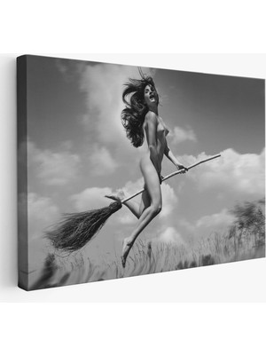 Süpürge Ile Uçan Çıplak Kandın Hd Baskı Kanvas TABLO-5145 Hd Dijital Baskı Yatay Kanvas Tablo 42