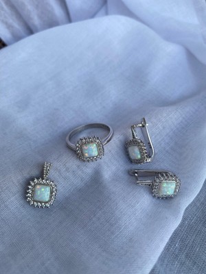 Generic 925 Ayar Gümüş Mavi Opal Taşlı Kadın Kolye, Küpe ve Yüzük Seti -Şık Tasarım (Kolye Zincirsiz)