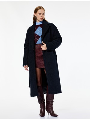 Koton x Melis Ağazat - Uzun Kollu Kemerli Uzun Peluş Buklet Kaban