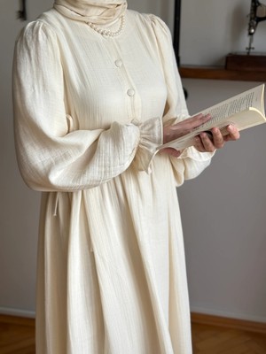 Navra Yarımpat Yandan Bağlamalı Müslin Elbise 1004