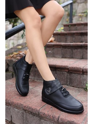 2011 Aymoda Hakiki Deri Cırtlı Kolay Giyilebilen Anatomik Bayan Botu