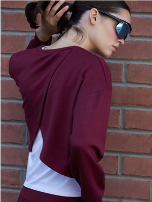 LC Waikiki Yeni Sezon Bisiklet Yaka Kadın SWEATSHIRT_8684689824274