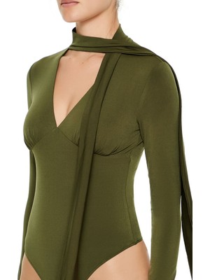 F21 V Yaka Bodysuit