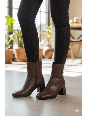 Fort 1195 Uraz Rahat 6 cm Kalın Topuk Yüksekliği Kut Burun Kadın Bot
