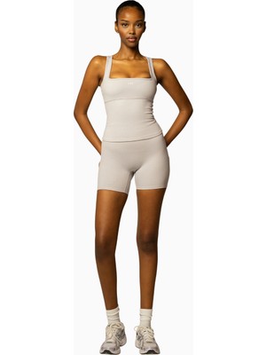 437 The Essentials Short  437 Cloud™ Geri Dönüşümlü Sürdürülebilir Kadın Spor Şort