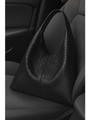 Adelina Bags Kadın Salaş Büyük Siyah Dream Omuz Çanta Suni Deri Dokulu Basic Koleksiyonu