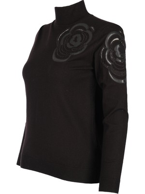 Vedi Boğazlı Uzun Kol Minimalist Kadın Kazak - Şık Çiçek Detayı