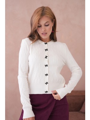 Kadın Bisiklet Yaka Düğme Detay Saç Örgü Yumuşak Dokulu Triko Hırka