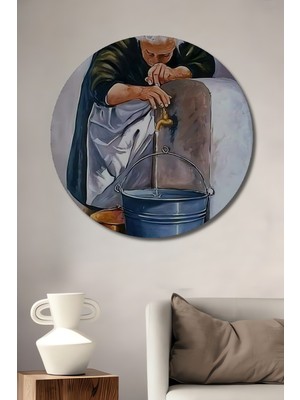 Teona Ahşap Yağlı Boya Görünümlü Yaşlı Kadın ve Kova Sulu Boya Sanat Tablosu Ahşap Tablo Yuvarlak Tablo