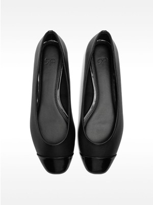 Parfois Kontrastlı Düz Babet