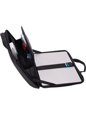 Thule Gauntlet 4 16 Inç MacBook Pro Çantası Siyah