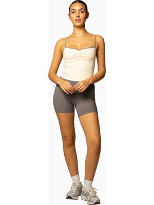 437 The Essentials Short  437 Cloud™ Geri Dönüşümlü Sürdürülebilir Kadın Spor Şort