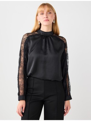 Jimmy Key Siyah Dik Yaka Kollu Dantel Detaylı Saten Dokuma Bluz